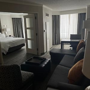 Chicago Marriott Suites O'Hare